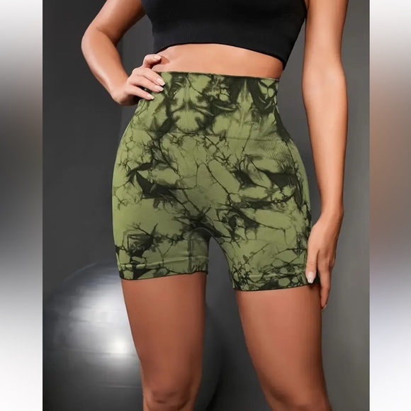 Pants - Green Tie-Dye Women's Shorts